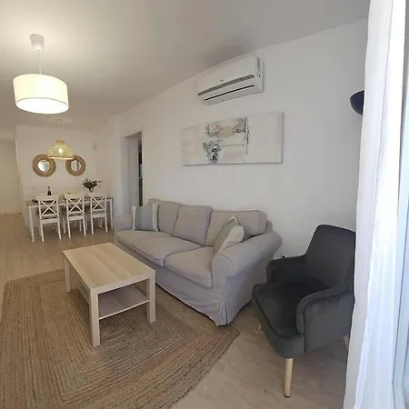 Spacious Front Line 3 Bedroom With Amazing Sea Views A Few Steps From The By Namaste Elite * Benalmádena