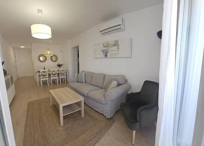 Spacious Front Line 3 Bedroom With Amazing Sea Views A Few Steps From The By Namaste Elite * Benalmádena