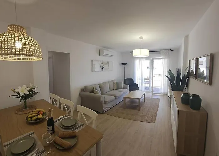 Spacious Front Line 3 Bedroom With Amazing Sea Views A Few Steps From The By Namaste Elite * Benalmádena