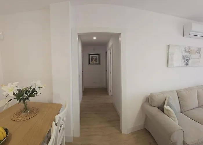 Spacious Front Line 3 Bedroom With Amazing Sea Views A Few Steps From The By Namaste Elite * Benalmádena