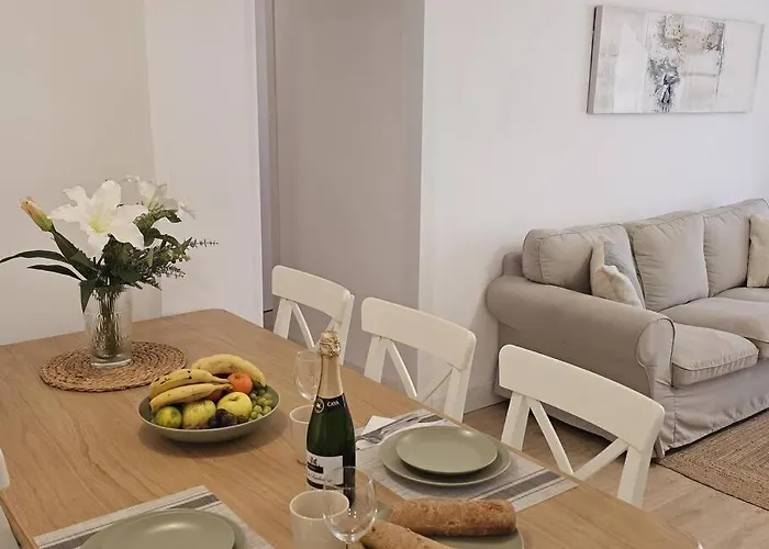 Spacious Front Line 3 Bedroom With Amazing Sea Views A Few Steps From The By Namaste Elite Apartament *