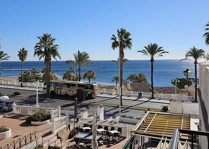 Spacious Front Line 3 Bedroom With Amazing Sea Views A Few Steps From The By Namaste Elite Apartament