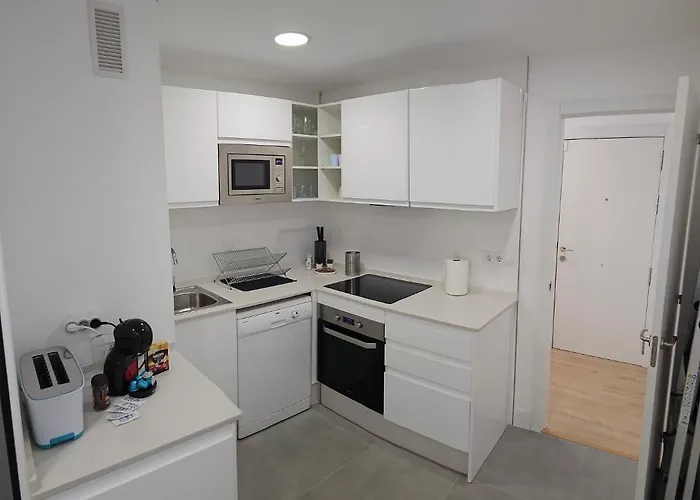 Spacious Front Line 3 Bedroom With Amazing Sea Views A Few Steps From The By Namaste Elite Apartament Benalmádena